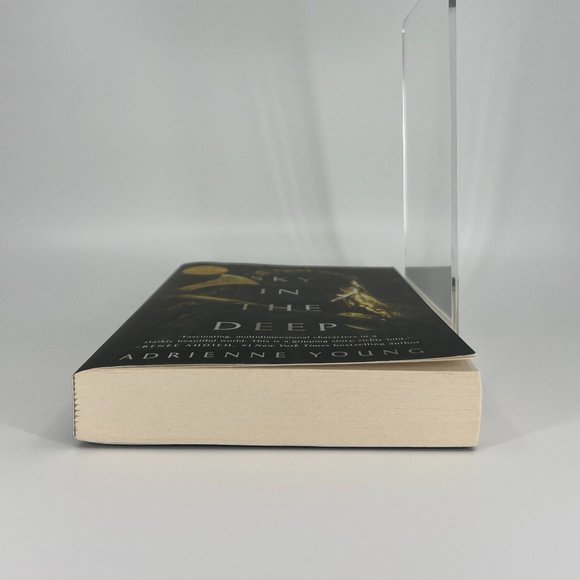 1st Edition - Sky in the Deep by Adrienne - New - Picture 4 of 7